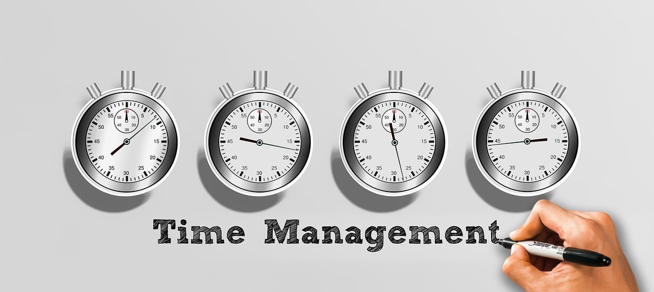découvrez comment rédiger efficacement un compte rendu de réunion (meeting minutes) pour faciliter le suivi des décisions, des actions et des échanges entre les participants. conseils pratiques et exemples inclus.