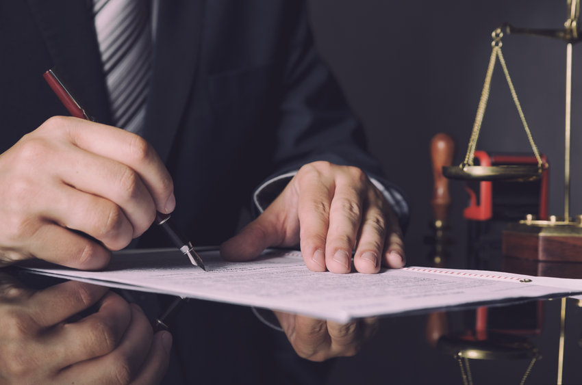 Relations presse pour cabinets d’avocats : la visibilité médiatique peut faire la différence